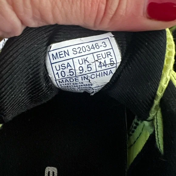 Saucony Triumph ISO 3 Men's US Size 10.5 White/Black/Green excellent condition - Picture 3 of 10